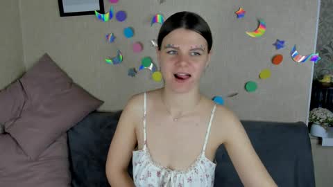 Zoriana online show from May 25, 2026, 9:10 pm