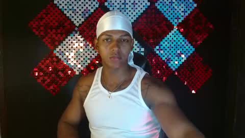 Snapshot of zoriel_derox chatting on April 30, 2026, 12:11 pm Zoriel online show from April 30, 2026, 12:11 pm