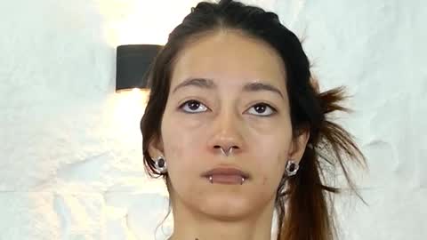 Violeta online show from November 16, 2025, 12:22 pm