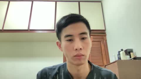 Snapshot of zseszsesz chatting on December 18, 2024, 2:49 pm Z online show from December 18, 2024, 2:49 pm