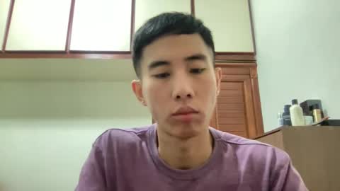 Snapshot of zseszsesz chatting on December 31, 2024, 4:14 pm Z online show from December 31, 2024, 4:14 pm