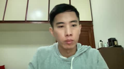 Snapshot of zseszsesz chatting on February 2, 2025, 3:32 am Z online show from February 2, 2025, 3:32 am