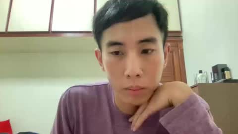 Snapshot of zseszsesz chatting on February 16, 2025, 3:16 pm Z online show from February 16, 2025, 3:16 pm