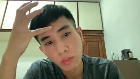 Snapshot of zseszsesz chatting on March 5, 2025, 3:18 pm Z online show from March 5, 2025, 3:18 pm