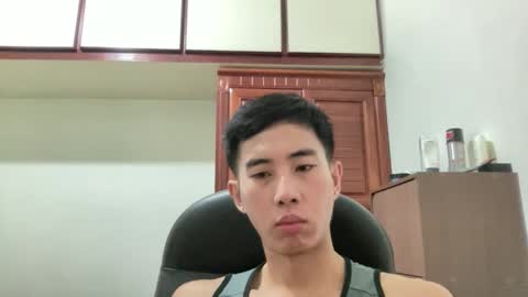 Snapshot of zseszsesz chatting on September 23, 2025, 4:32 pm Z online show from September 23, 2025, 4:32 pm
