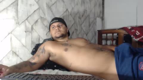 zues_gle25 online show from April 28, 2026, 1:59 am