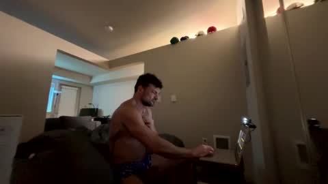 Zuko online show from February 5, 2025, 2:05 pm