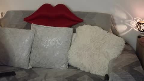 Snapshot of zuly_zahir_01 chatting on June 17, 2026, 12:50 pm zuly goode online show from June 17, 2026, 12:50 pm