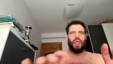 Snapshot of zurdineno chatting on June 2, 2026, 3:25 pm zurdineno online show from June 2, 2026, 3:25 pm