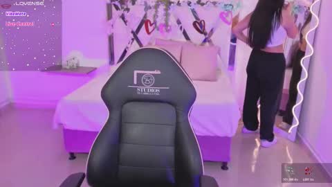 ZURY   online show from October 23, 2025, 11:31 am