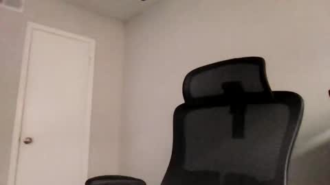 ZYA online show from March 20, 2026, 12:37 am