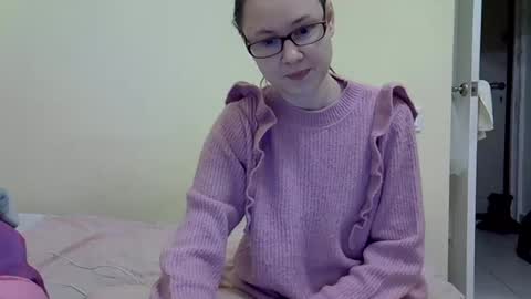 Zyuhre online show from February 17, 2025, 9:30 pm