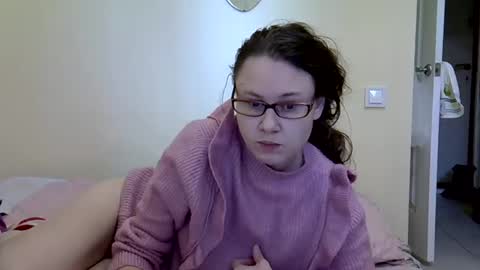 Zyuhre online show from February 18, 2025, 1:44 pm