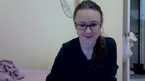 Zyuhre online show from March 3, 2025, 3:19 am