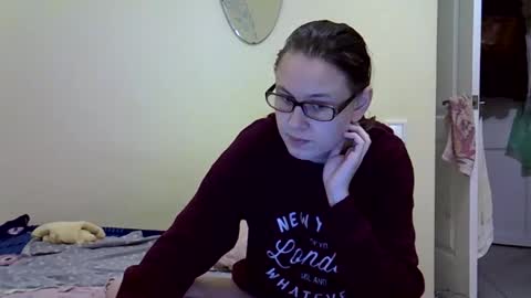 Zyuhre online show from September 24, 2025, 1:47 pm