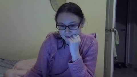 Zyuhre online show from November 9, 2025, 9:13 pm