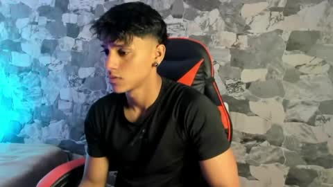 Snapshot of zyzz_1812 chatting on May 19, 2026, 2:12 pm zyzz_1812 online show from May 19, 2026, 2:12 pm