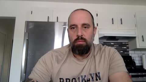 Snapshot of zzman9 chatting on December 20, 2024, 3:31 pm ZZMan online show from December 20, 2024, 3:31 pm