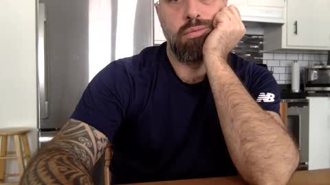 Snapshot of zzman9 chatting on January 17, 2025, 4:15 pm ZZMan online show from January 17, 2025, 4:15 pm