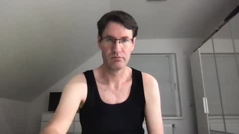 zzz123_cam online show from February 21, 2025, 4:37 pm