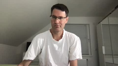 zzz123_cam online show from October 31, 2025, 2:51 pm