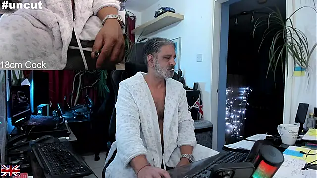 OnlineBossUK online show from September 24, 2025, 10:13 pm