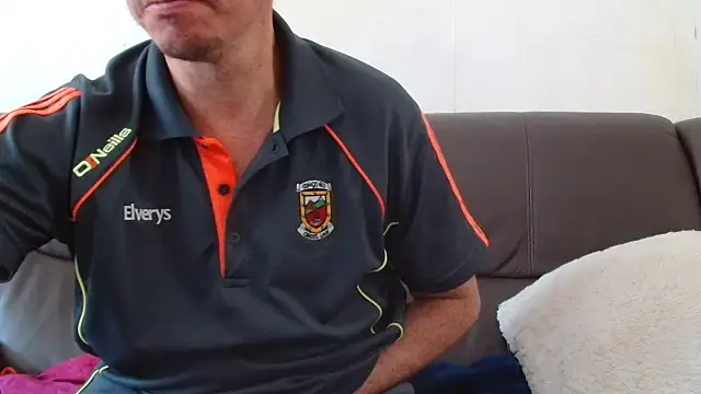 cloupefun online show from October 10, 2025, 11:42 am