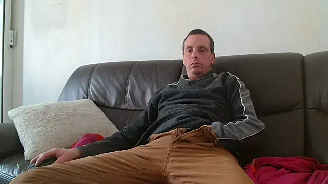 cloupefun online show from October 19, 2025, 1:56 pm