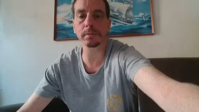 Snapshot of cloupefun chatting on June 11, 2026, 5:49 am cloupefun online show from June 11, 2026, 5:49 am