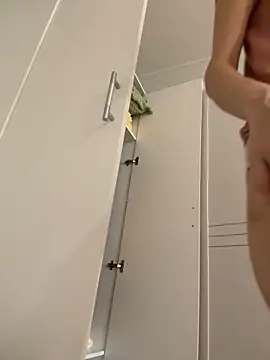 Snapshot of angelmommu chatting on November 18, 2025, 8:52 am angelmommu online show from November 18, 2025, 8:52 am