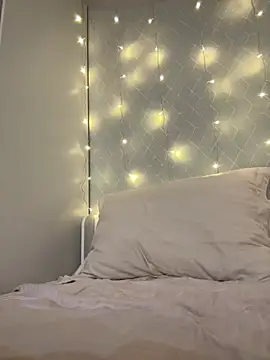 Snapshot of angelmommu chatting on February 24, 2026, 2:48 pm angelmommu online show from February 24, 2026, 2:48 pm