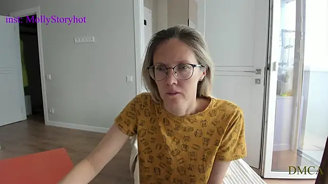 angelmommu online show from July 8, 2026, 3:44 am
