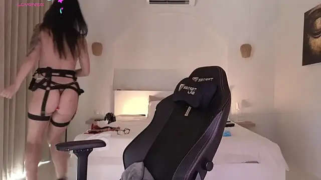 Helena Karel online show from January 17, 2026, 8:41 am