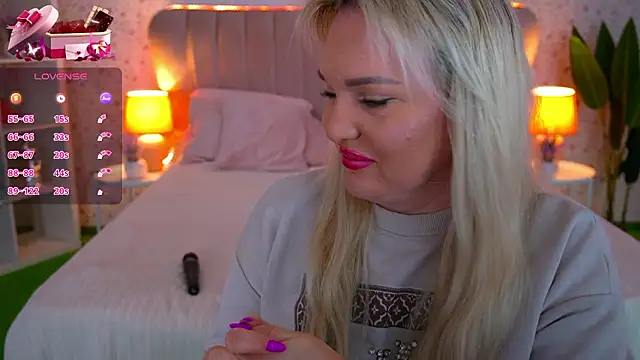 MissyMartinez online show from February 4, 2026, 8:09 am