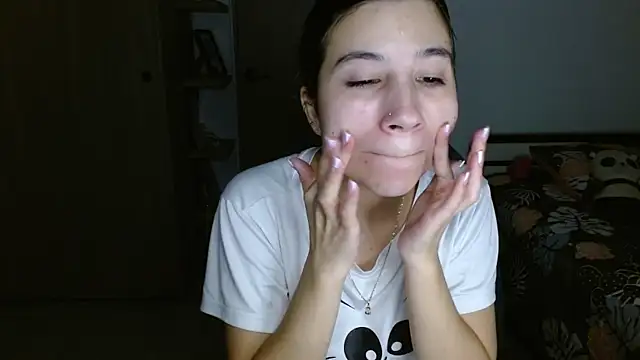 Snapshot of mia__lopez_ chatting on May 21, 2026, 4:19 am mia lopez online show from May 21, 2026, 4:19 am