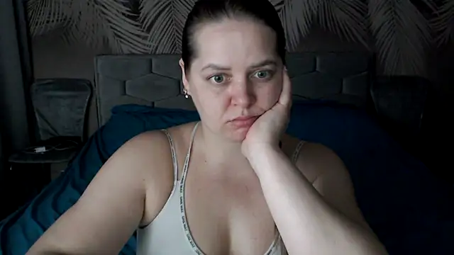 uliastar online show from February 27, 2026, 7:19 am