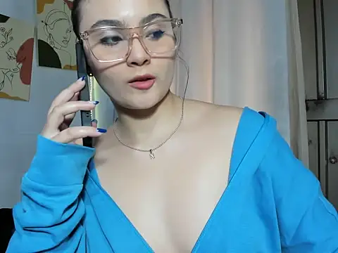 Snapshot of Samy-Candy chatting on February 26, 2025, 4:14 pm Samy-Candy online show from February 26, 2025, 4:14 pm