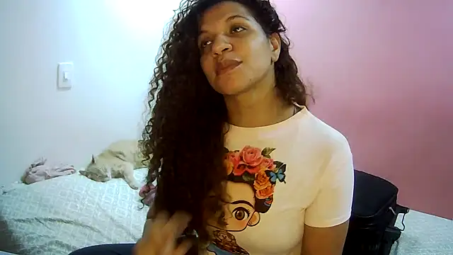 gatubelahot online show from January 15, 2026, 12:48 am