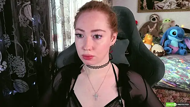 TinaBrook online show from April 20, 2026, 4:48 am