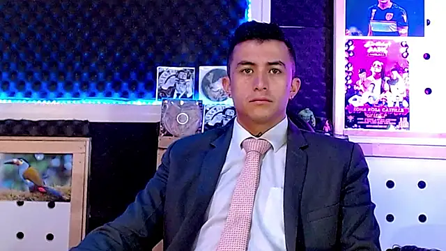 Darko0717 online show from February 15, 2025, 11:50 am