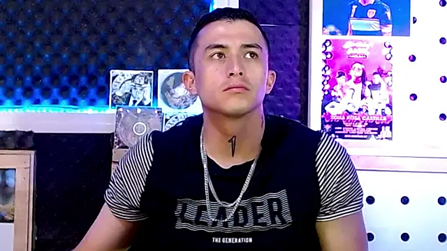 Darko0717 online show from February 17, 2025, 5:43 pm