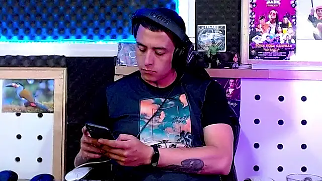 Darko0717 online show from March 10, 2025, 11:27 pm