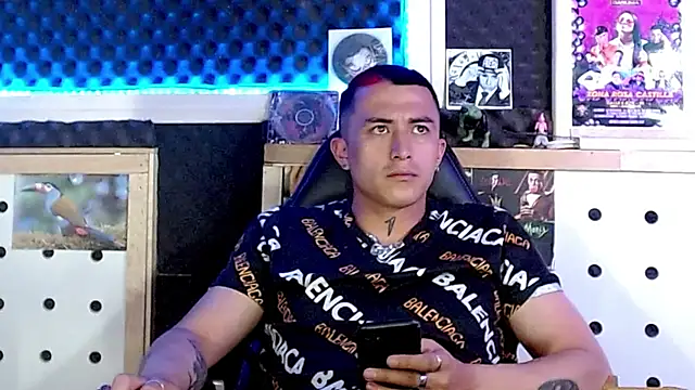 Darko0717 online show from March 19, 2025, 12:15 am