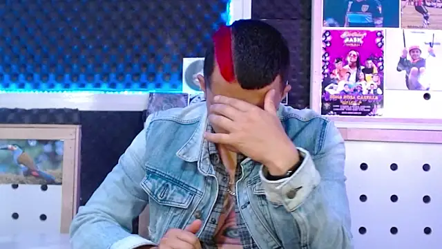 Darko0717 online show from March 22, 2025, 9:42 pm