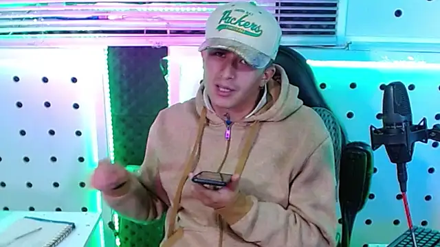 Darko0717 online show from September 18, 2025, 10:45 pm