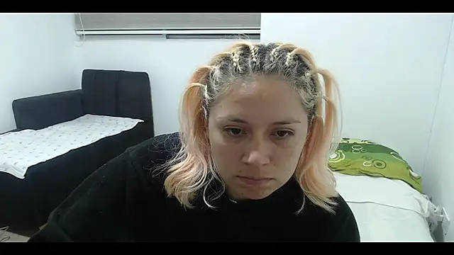 MommyMiaWs online show from January 25, 2025, 2:47 am