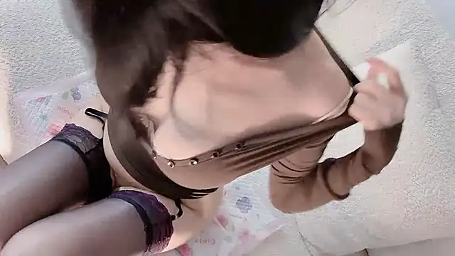 Serena-AU online show from September 28, 2025, 2:55 pm