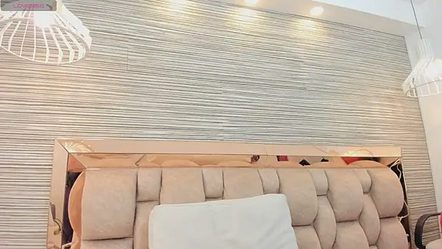 anette cooper online show from April 10, 2026, 3:34 am