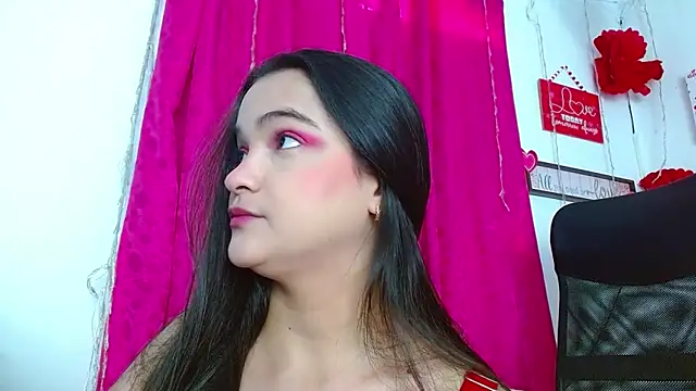 monica little23 online show from February 15, 2026, 12:36 pm