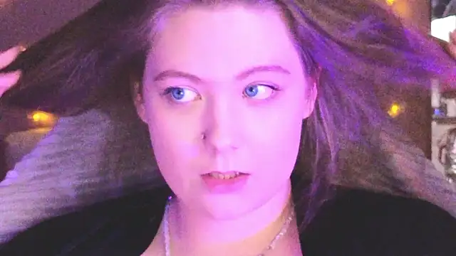 DjennaPalme online show from February 1, 2026, 12:59 pm